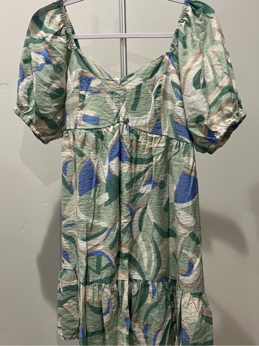 Nine West Pastel Mint & Cream Smocked Top